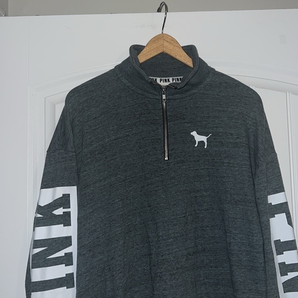 PINK Victoria’s Secret pullover 1/4 Zip Sweatshirt Size Medium - Picture 2 of 4